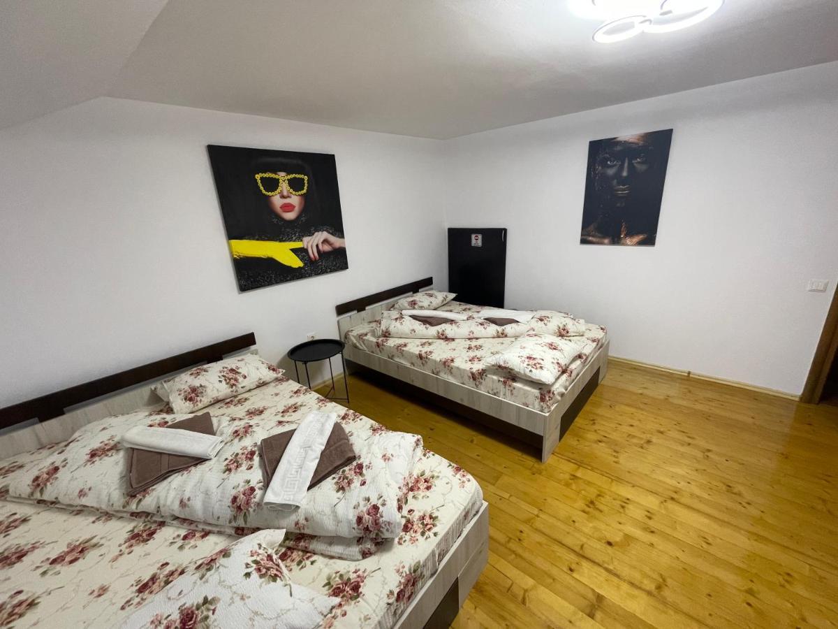Casa Cu Balcon Apartment Brasov Luaran gambar
