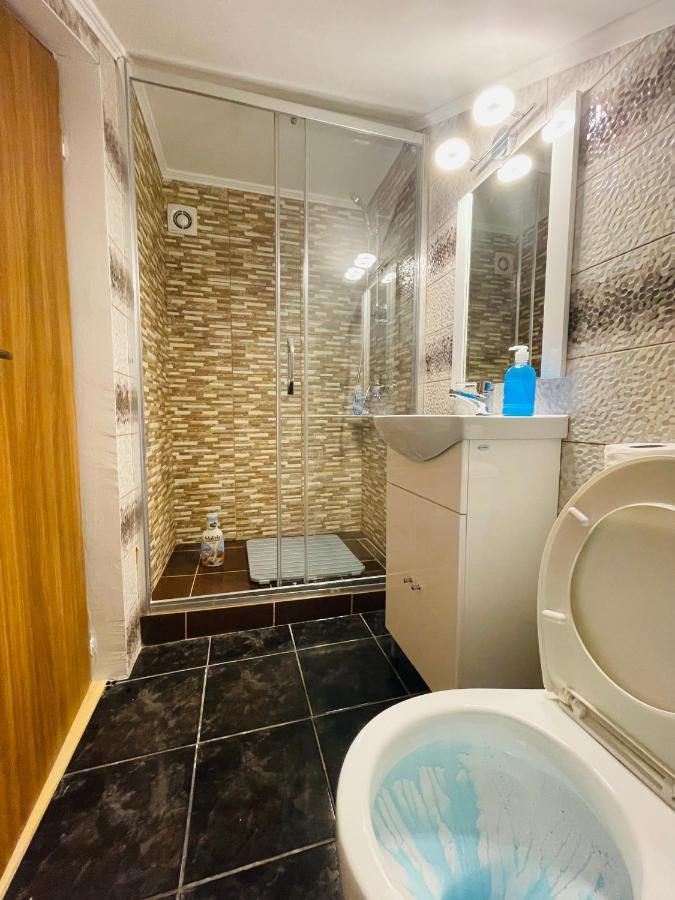 Casa Cu Balcon Apartment Brasov Luaran gambar